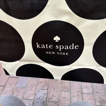 kate spade new york outlet - Purchased a purse - Outlet Stores Near Me - Commerce, California kate spade new york outlet - Purchased a purse - Outlet Stores Near Me - Commerce, California