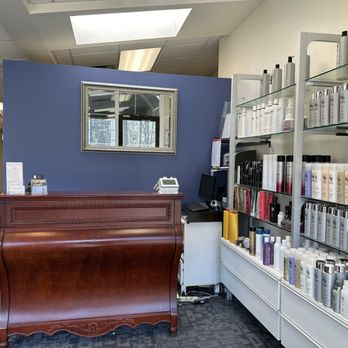 Sarpi Salon Spa - Reception, Retail Area - Hair Salons Near Me - Saugus, Massachusetts