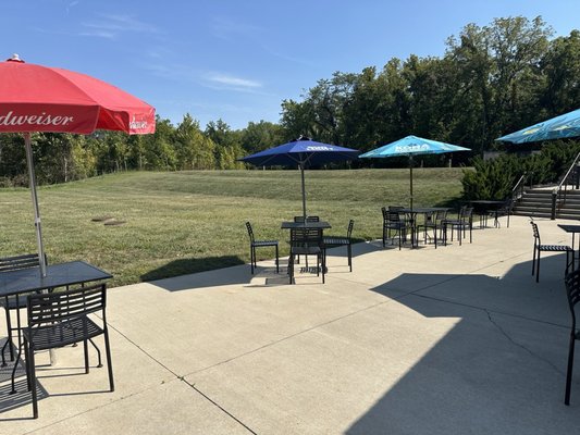 Mason Jar Brews and Burgers by null