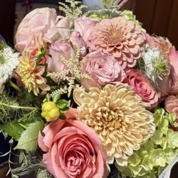 Inkwell Flowers - Perfect arrangement for my daughter's 21st Birthday!