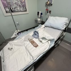 Surgery Center of the Pacific - Pre Op area very comfy