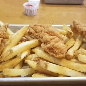 Ski Hill Grill - Chicken tenders 3 pieces + French Fries. Order as a kids' meal with included fountain or bottled drink AND Oreos or apple snack for $15. - American Near Me - Breckenridge, Colorado Ski Hill Grill - Chicken tenders 3 pieces + French Fries. Order as a kids' meal with included fountain or bottled drink AND Oreos or apple snack for $15. - American Near Me - Breckenridge, Colorado