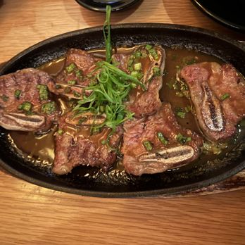 Taisho - Beef Flanken Ribs I believe.. so sooo soooo good but not enough to fill a man's appetite for the price - Sushi Bars Near Me - Sherman Oaks, California