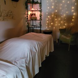 A Natural Massage & Day Spa