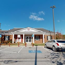 Bank of America Financial Center - Storefront