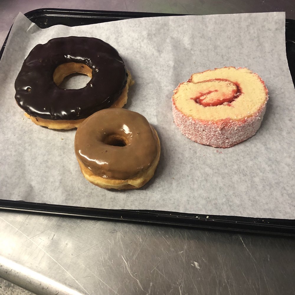 The Crazy Bakery - Desserts Near Me - Woodland, California