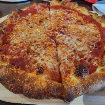 Rai's Pour House - Cheese pizza - Pizza Near Me - Sterling, Virginia