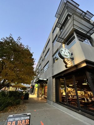Ba Bar Green by null