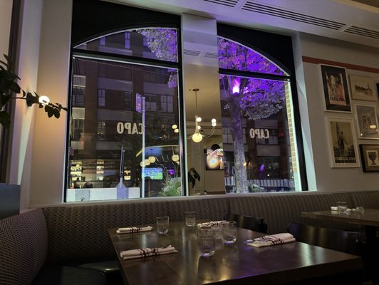 Capo & The Spritz by null