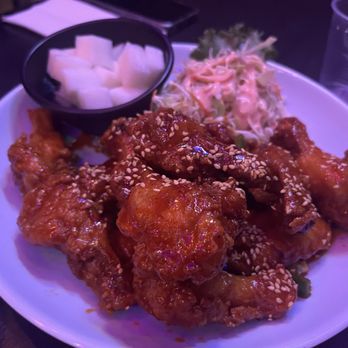 JJAN - Spicy Chicken Wings - Gastropubs Near Me - Los Angeles, California JJAN - Spicy Chicken Wings - Gastropubs Near Me - Los Angeles, California