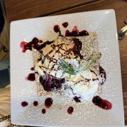 Berry Bliss Crêpe