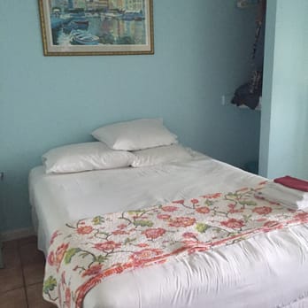 Leucadia Beach Inn - Nice bed! - Hotels Near Me - Encinitas, California