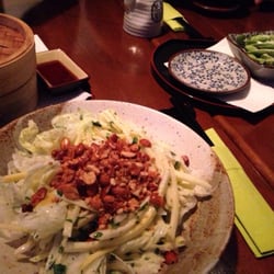 Damoa - Edamame and mango salad
