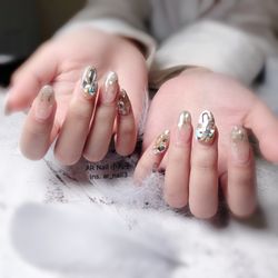 Ar Nail