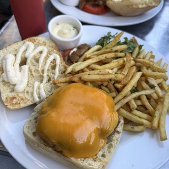 Chez Maman West - Burger - French Near Me - San Francisco, California