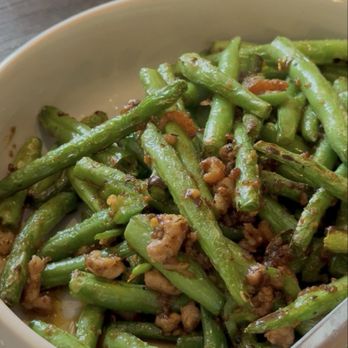 Yi Xin Cafe - String Fried Green Beans with Minced Meat & Sambal Paste 马拉盏肉碎炒四季豆 - Hong Kong Style Cafe Near Me - Honolulu, Hawaii
