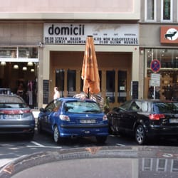 Domicil - Auch die die erhaltende Kinoanzeigetafel gibt dem Domicil ein autentisches Gefühl