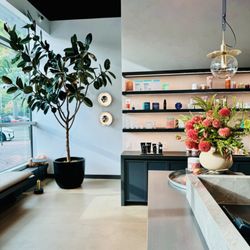 Waxing The City - Retail