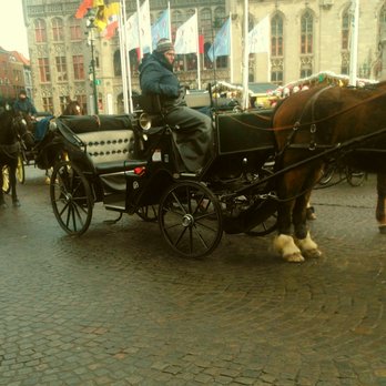 Kerstmarkt - Pferdekutschen - Christmas Markets Near Me - Bruges, VWV