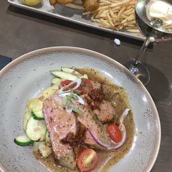 Kitchen 1883 - New American Near Me - Union, Kentucky