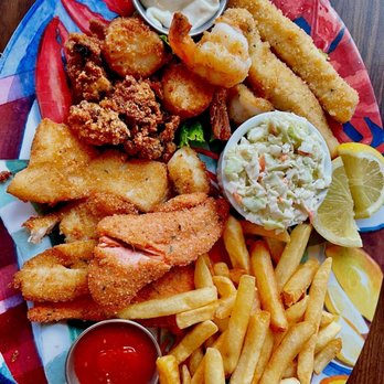 Griff's On the Bay - Seafood Near Me - Winchester Bay, Oregon Griff's On the Bay - Seafood Near Me - Winchester Bay, Oregon