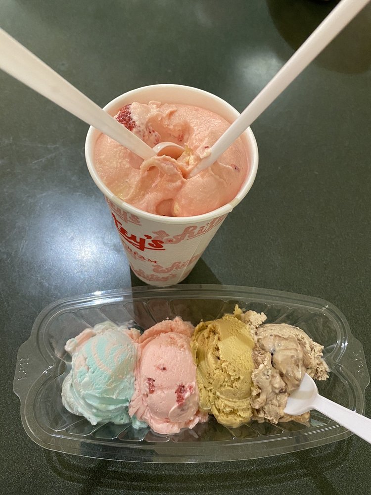 WHITEY’S ICE CREAM 17 Photos & 21 Reviews 2601 41st St, Moline, IL