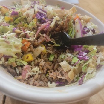 Chopt Creative Salad Co. - Salad Near Me - New York, New York