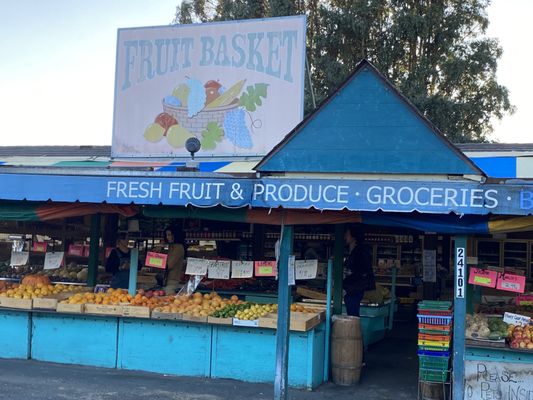 Sonoma Valley Fruit Basket by null