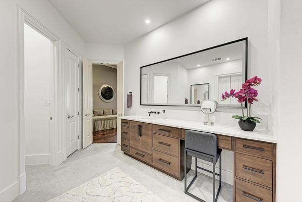 Positive Construction Logo