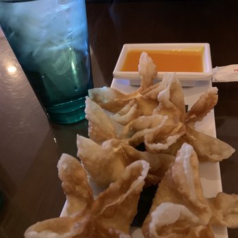 Fusion Restaurant & Bar - Vegan   Cheesy water chestnuts wontons - Vietnamese Near Me - Riverside, California