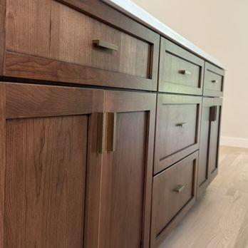 Mayflower Cabinets - General Contractors Near Me - Kingston, Massachusetts
