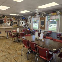 Diner 51 - Inside