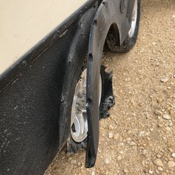2 Buds Tires
