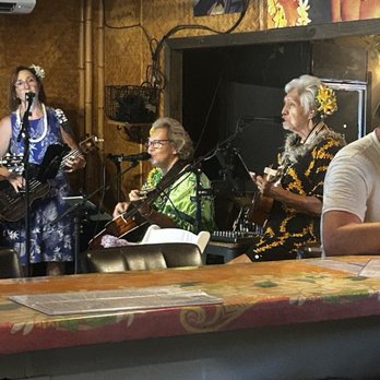 Tahiti Nui - Music from the bar - Seafood Near Me - Hanalei, Hawaii Tahiti Nui - Music from the bar - Seafood Near Me - Hanalei, Hawaii
