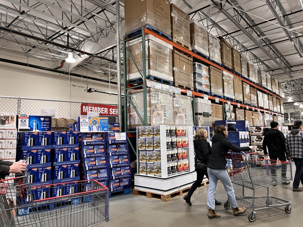 COSTCO WHOLESALE Updated August 2024 32 Photos 2125 Baron Road, Kelowna, British Columbia