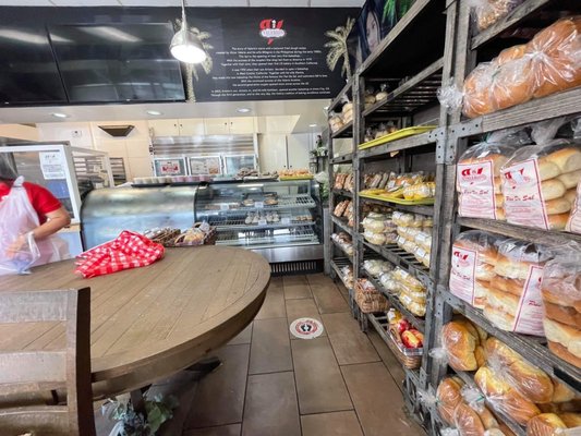 Valerio's Tropical BakeShop by null
