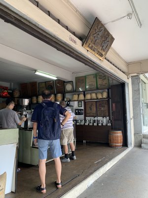 Lam Yeo Coffee Powder Factory by null