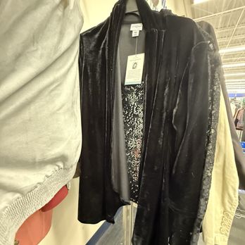 Goodwill Store & Donation Center - Thrift Stores Near Me - Hazlet, New Jersey