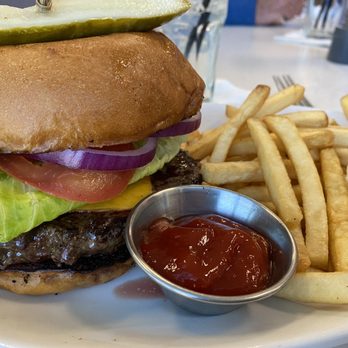 Cat Cora's Kitchen - Fantastic hamberger - New American Near Me - San Francisco, California