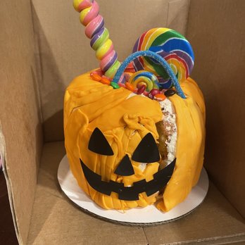 Cakes by Cynthia - Cupcakes Near Me - Arbutus, Maryland Cakes by Cynthia - Cupcakes Near Me - Arbutus, Maryland