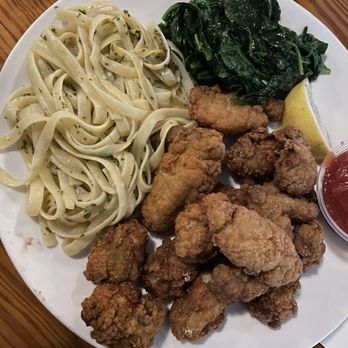 Longstreet's Deli - Fried Oyster Basket - Delis Near Me - Petersburg, Virginia