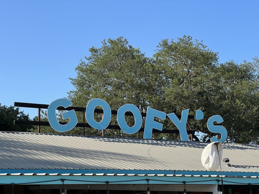 Goofy's Bar and Grill