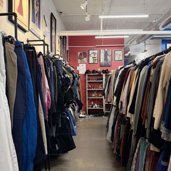 Thrift Haus - Thrift Stores Near Me - St Louis Park, Minnesota Thrift Haus - Thrift Stores Near Me - St Louis Park, Minnesota