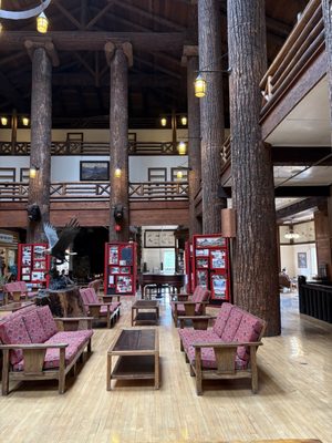 Glacier Park Lodge by null