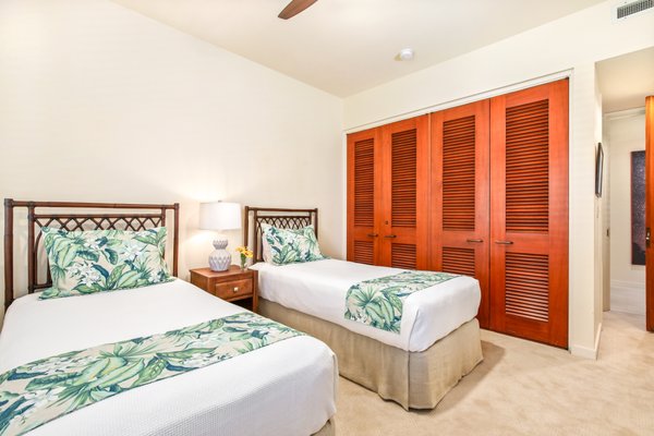 Mauna Lani Point by null