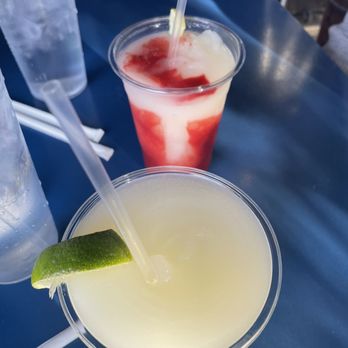 La Gloria - Margaritas - Mexican Near Me - San Antonio, Texas
