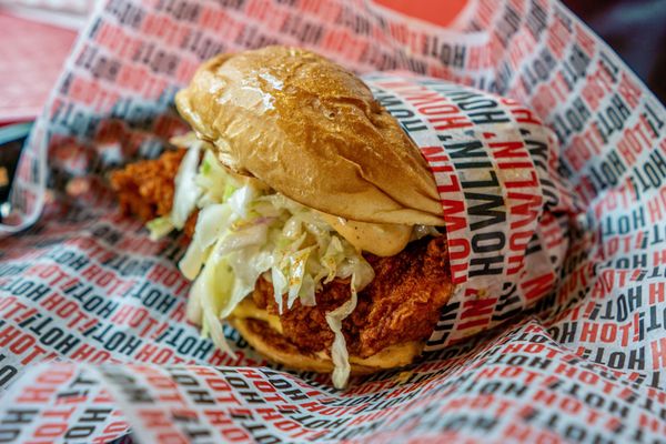 Howlin' Ray's Hot Chicken - Pasadena by null
