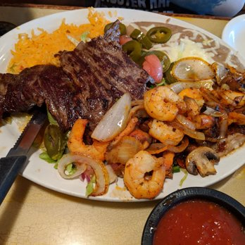 El Mariachi - El Mariachi Special. Very good, sizzling hot on arrival. It's a great combination of protein and veggies. - Mexican Near Me - Johnston, Iowa