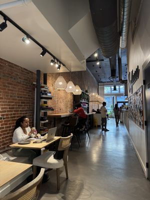 Lune Cafe by null