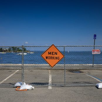Hudson Park and Beach - Parks Near Me - New Rochelle, New York